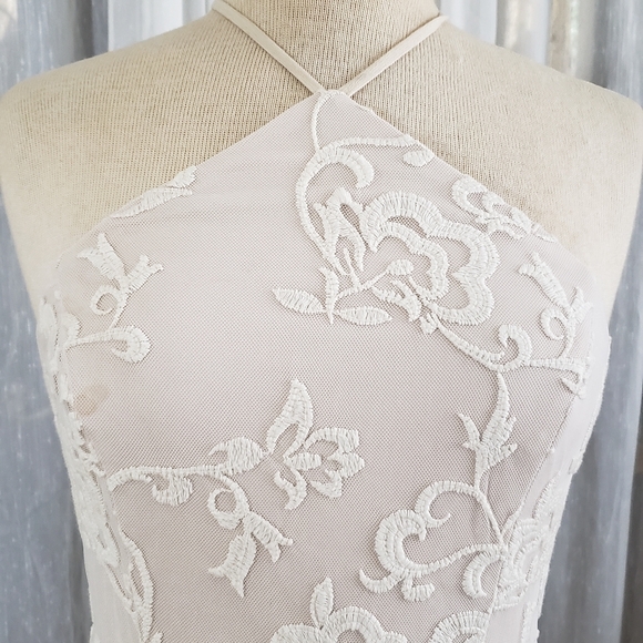 Lulus   Champagne Down - Picture 7 of 7